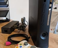 Xbox 360 Console with controller