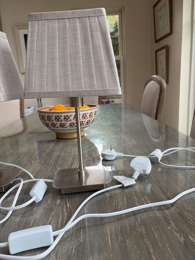 pair lamps beige as new
