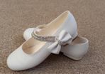 White communion shoes size 2