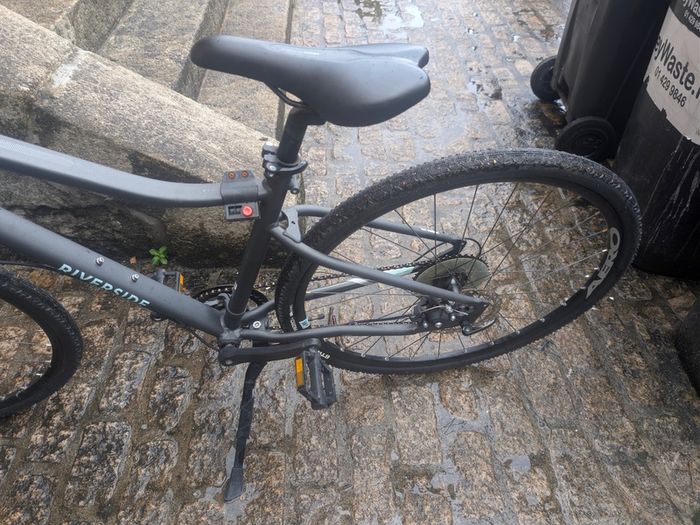 Decathlon Hybrid Bike Riverside 700