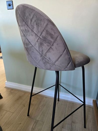 Bar stool / Kitchen high chair - velvet grey/black Brand new