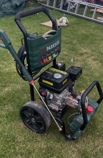 Parkside Petrol Powerwasher - 180 bar