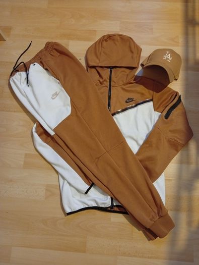 Nike Tracksuit & Matching LA Cap