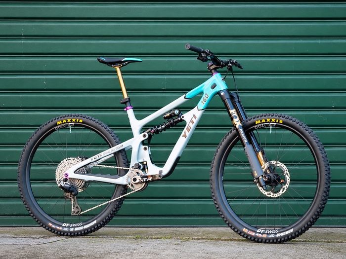 Yeti Limited Edition 40th Anniversary SB160