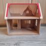 Sylvanian Families Red Roof Cosy Cottage Image 2