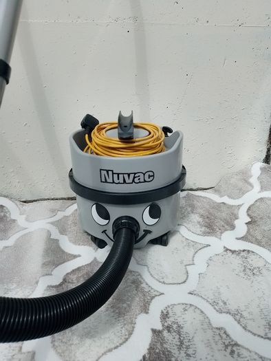 Henry Nuvac Hoover