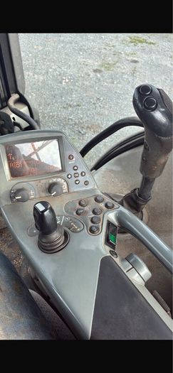Valtra N141