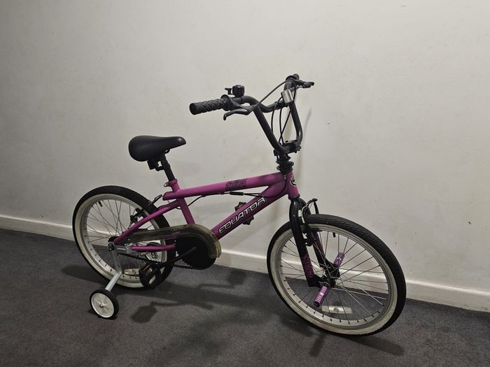 Girls bike 20inch Bmx Stabilisers