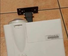 projector with wall bracket