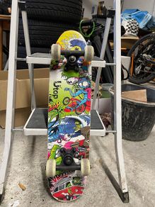 skateboard