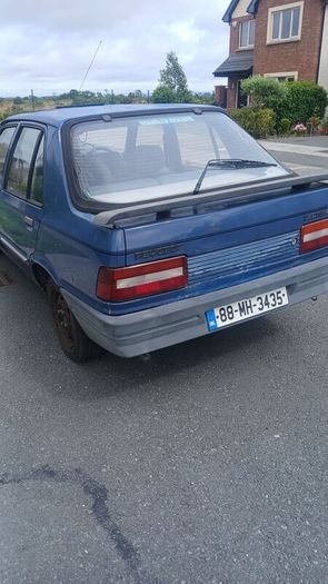 Peugeot 309