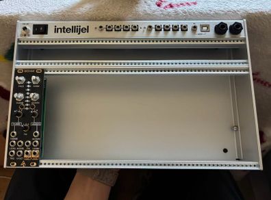 Intellijel 4U 62HP case