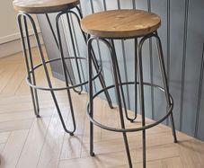 2 kitchen stools, lovely condition,  D18