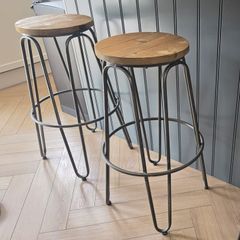 2 kitchen stools, lovely condition,  D18