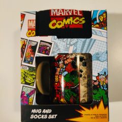 NEW Marvel Mug & Socks Gift Set
