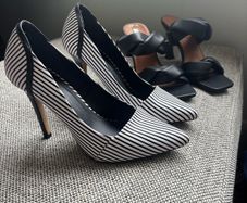 2 pairs black heels size 5