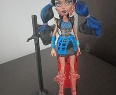 Robecca steam G1 doll monster high