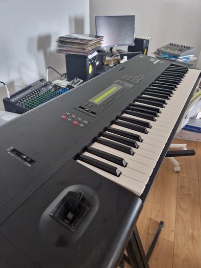 Korg M1 (x2)