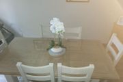 kitchen tables and chairs