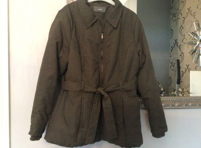 South Ladies Coat Size 18/20