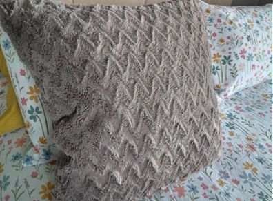 Set of x2 Grey Fluffy Cushions