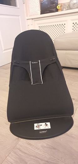 baby bjorn bouncer
