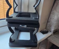Fluid speaker stands
