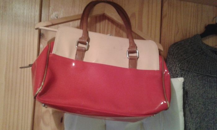 Fab Bag.