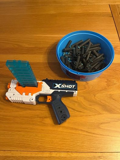 xshot gun and bullets