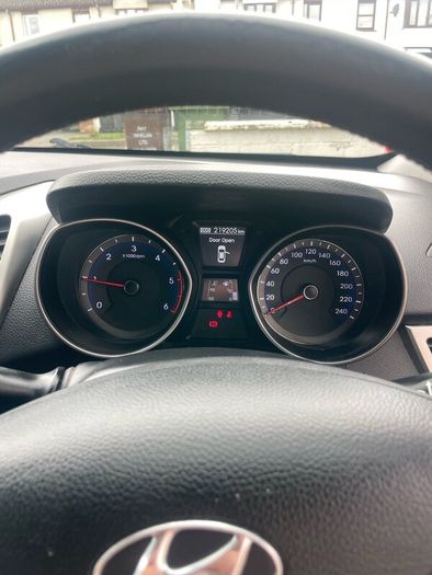 152 Hyundai i30 commercial