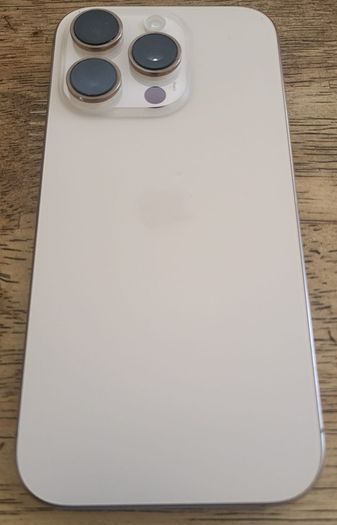 iPhone 16 Pro