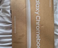 Samsung Galaxy Chromebook Go 14"