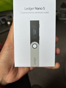 Ledger Nano S Wallet (Crypto wallet) Brand New