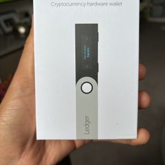 Ledger Nano S Wallet (Crypto wallet) Brand New