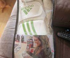 katy taylor signed boxing gloves