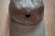 women's cap "love her but leave her wild"