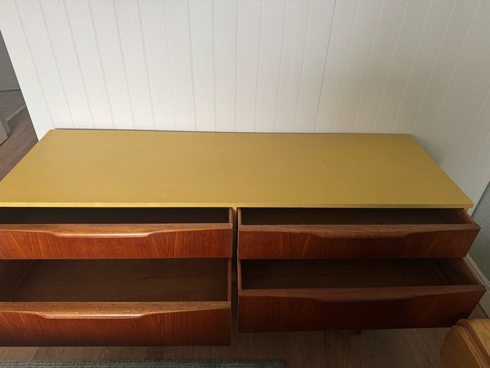 Vintage TV Stand / Chest of Drawers