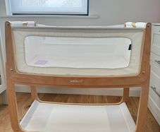 SnuzPod5 Bedside Crib, Excellent Condition, Natural Mattress Bundle