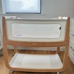 SnuzPod5 Bedside Crib, Excellent Condition, Natural Mattress Bundle