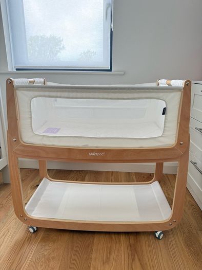 SnuzPod5 Bedside Crib, Excellent Condition, Natural Mattress Bundle
