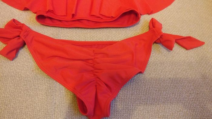 Red sexy Ruched Bum Bikini, NEW LOOK