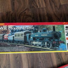 Hornby GWR Mixed Traffic Train Set + Track Pack D & Accessories Bundle