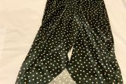 Stunning Zara dress bottle green velvet with lovely fit and detailing Size M