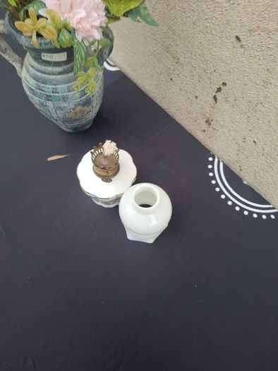 By post only small oil lamp