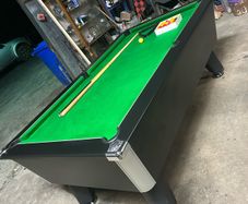 pooltable