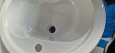 New Fine China/Porcelain Bathroom sink, mono tap configuration, 55x46cm