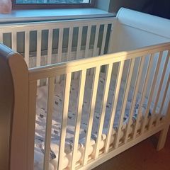 cot with matching underneath drawer