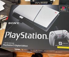 PlayStation 5 30th anniversary edition