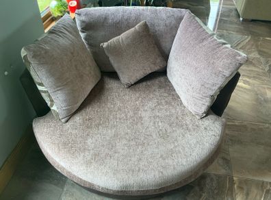 Swivel Chair