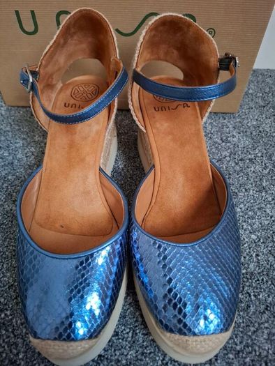 Unisa Espadrilles